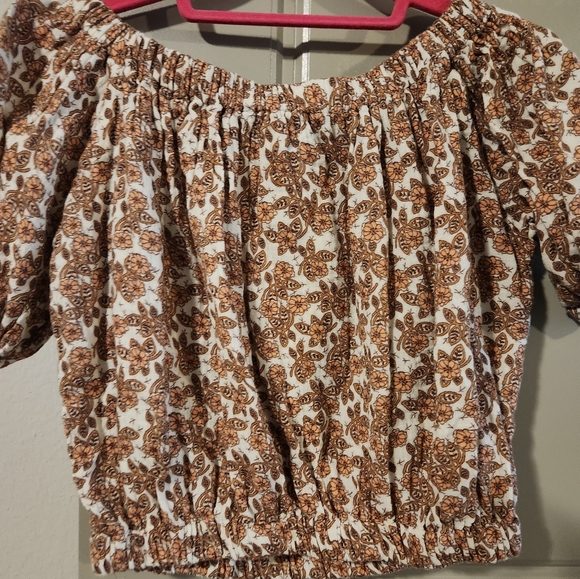 Cupcakes and Cashmere top - Picture 5 of 6